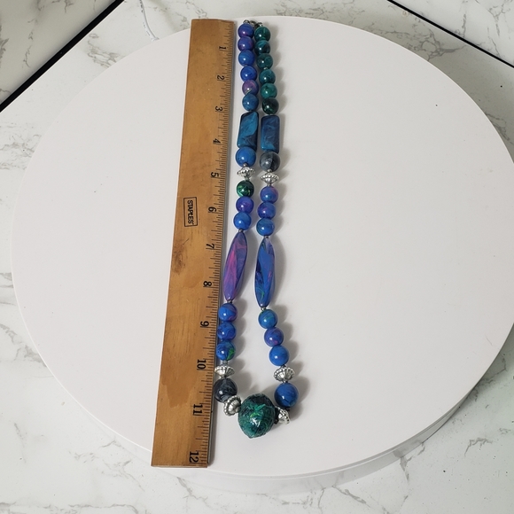 VINTAGE Resin Chunky Bead Necklace - Picture 9 of 9